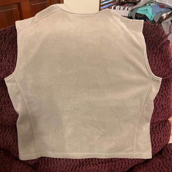 Mens Columbia Vest - Picture 2 of 2